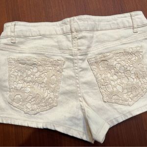 New cream lace overlay shorts